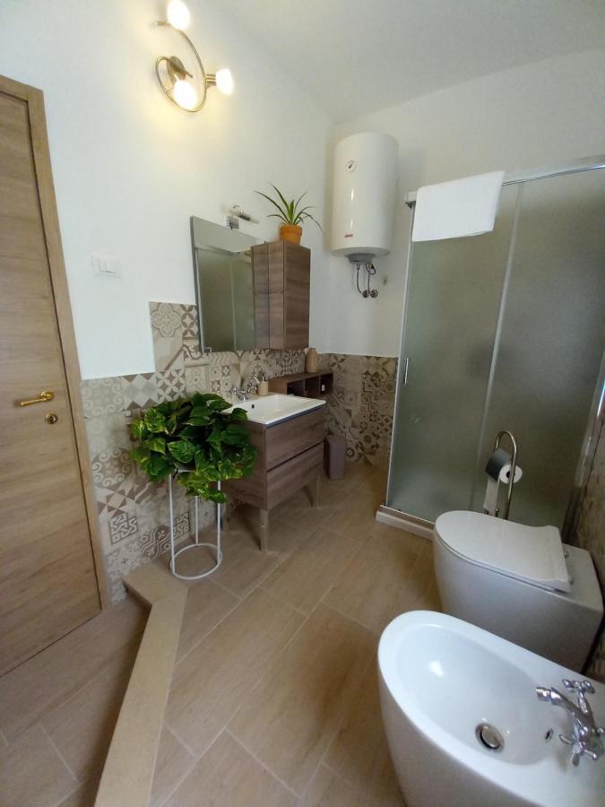 Divina Cuspide Bed & Breakfast Guspini Exterior photo