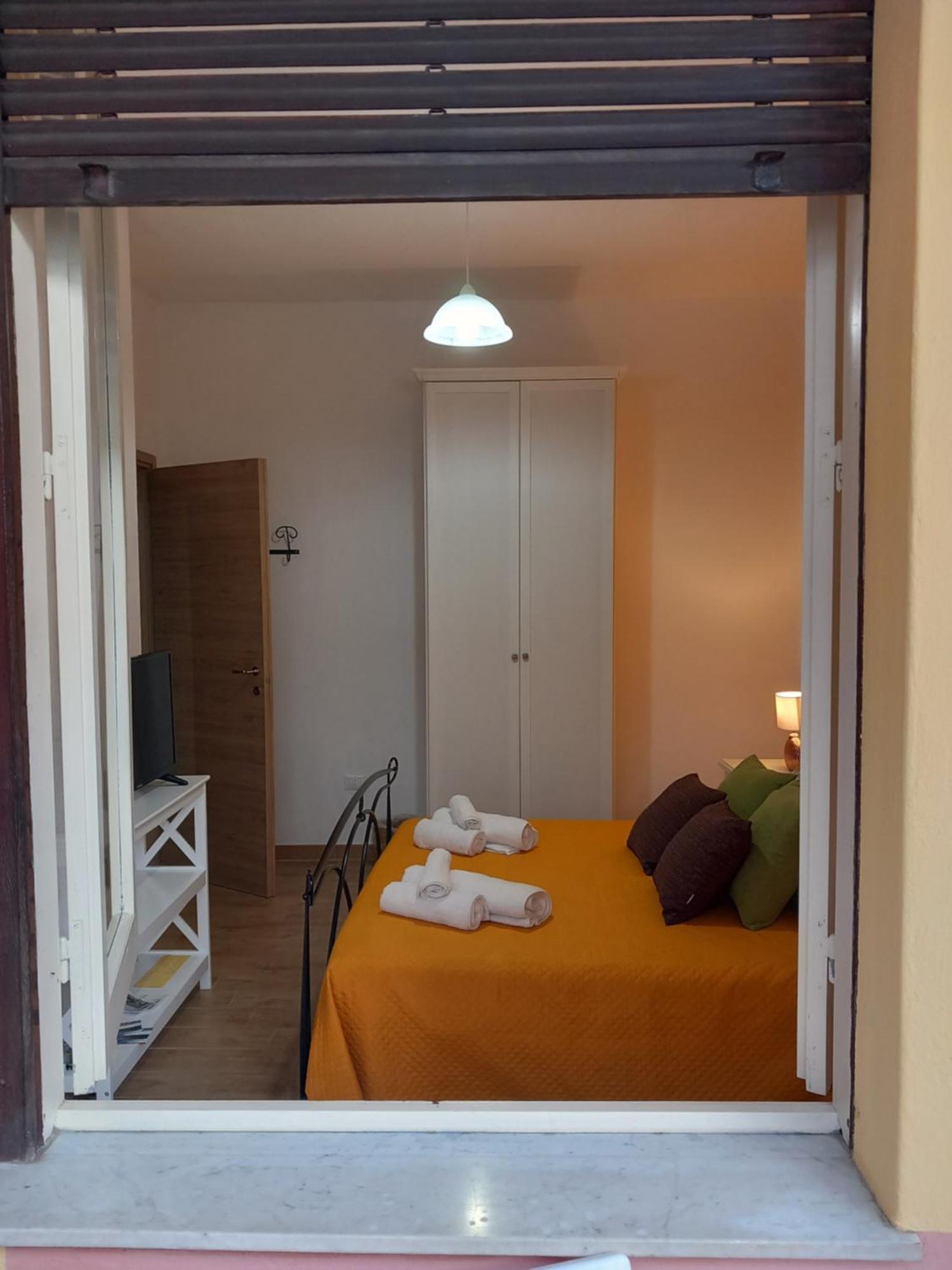 Divina Cuspide Bed & Breakfast Guspini Exterior photo